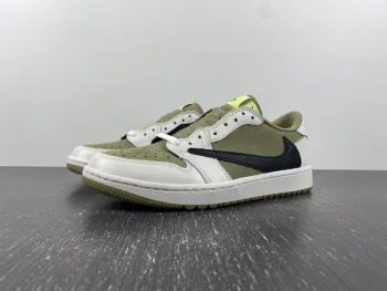 Travis Scott x Air Jordan 1 Low Golf