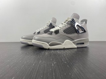 Air Jordan 4 WMNS “Frozen Moments”