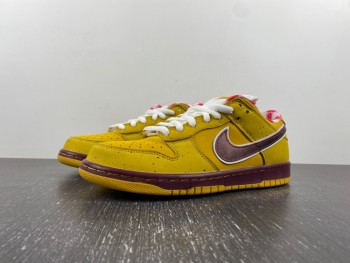 Dunk Low Premium SB 'Yellow Lobster'