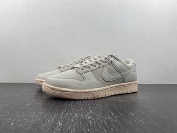 Nike Dunk Low “Light Orewood Brown”