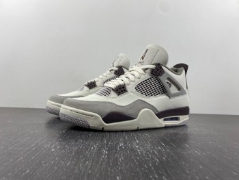 AIR JORDAN 4