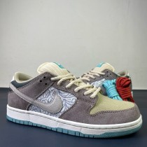 Nike SB Dunk Low