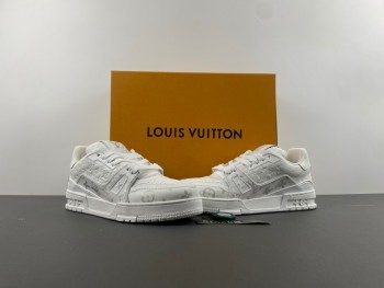 Louis Vuitton LV