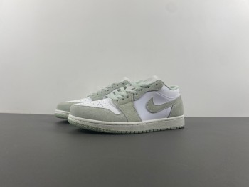 Air Jordan 1 Low “Light Green”