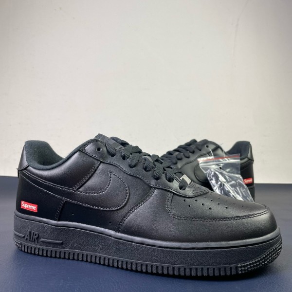 Supreme x Nike Air Force 1 Low