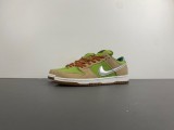 Nike SB Dunk Low “Escargot”