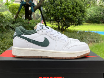 Air Jordan 1 Low OG WMNS “Oxidized Green”