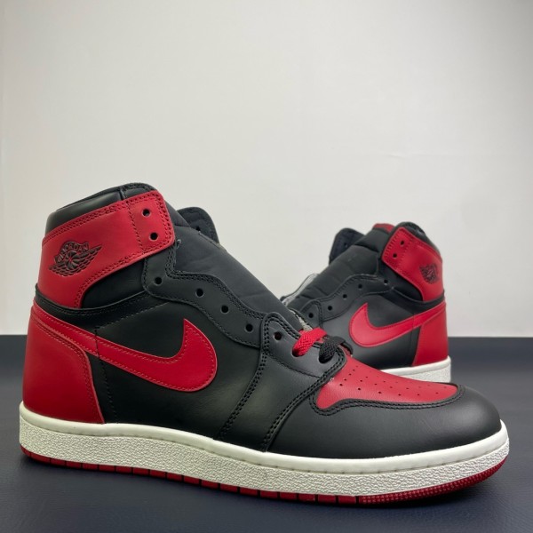 Air Jordan 1   2025  bred banned