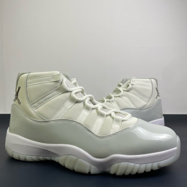 Air Jordan 11