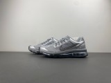 Air Max 2013 Goes Full Metalli