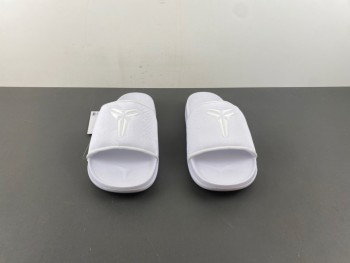 Nike Kobe Offcourt Slides