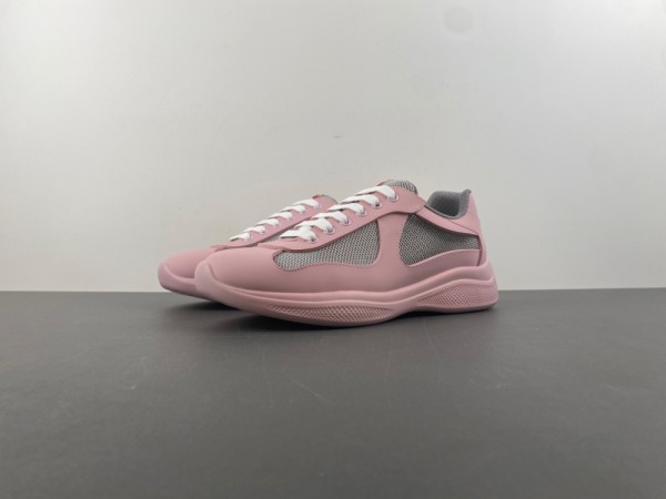 Prada     size 3-13