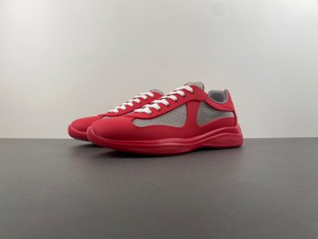 Prada     size 3-13