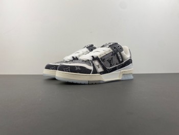 Louis Vuitton LV trainer