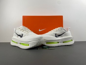 NIKE Pegasus Premium