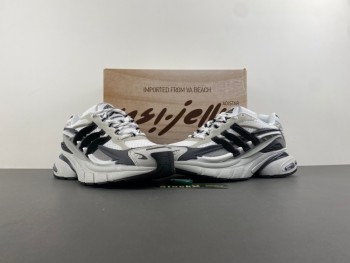 Pharrell x adidas Adistar Jellyfish