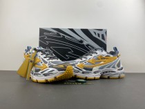 Off White 24