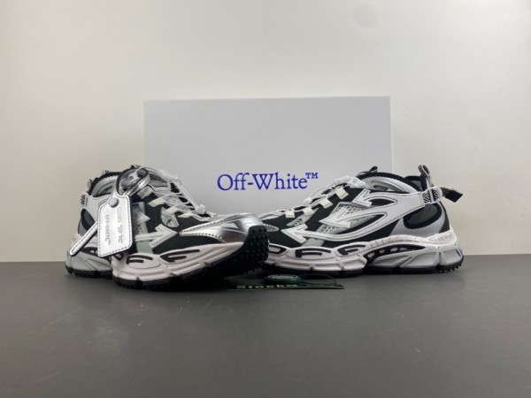 OFF-WHITE