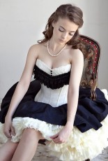 Discount Corsets & Bustiers