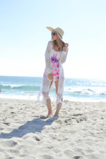 Lace fringe holiday bikini sunscreen