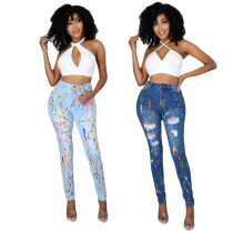 Fashionable color slash wear and tear jeans