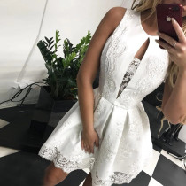 Round neck sleeveless dress