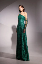 Oblique shoulder sleeveless dress