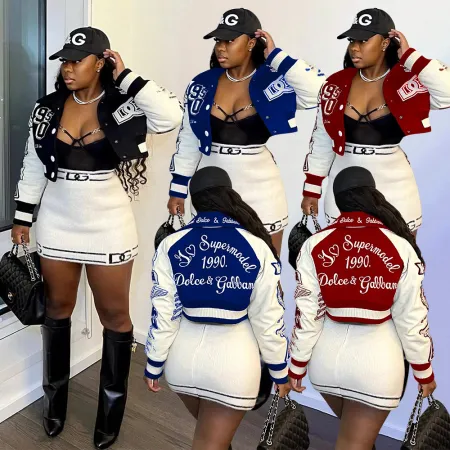 Single breasted lettered baseball jersey sports top