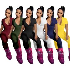 Solid color tight short-sleeved zippered jumpsuit