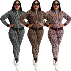 Fashion casual sports print two-piece set (pants with pockets)