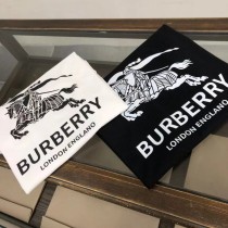 Leisure and personalized T-shirt for both men and women