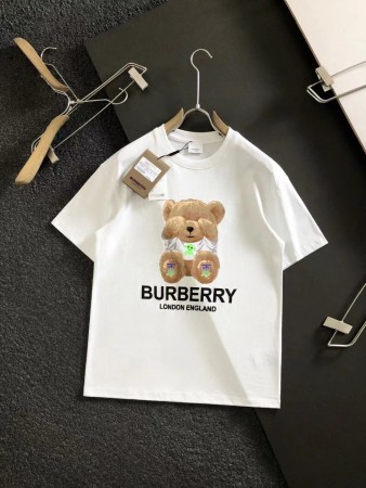 Leisure and personalized T-shirt for both men and women