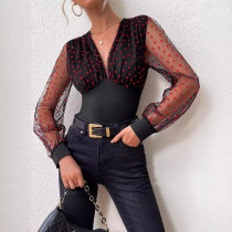 New V-neck slim fit fashionable heart-shaped mesh sexy top base shirt