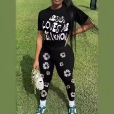 Fashion printed set, short sleeved pants, women's two-piece set