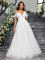 Elegant and slim fitting wedding dress, grand display, ladies' wedding dress, evening gown