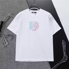 Leisure and personalized T-shirt for both men and women