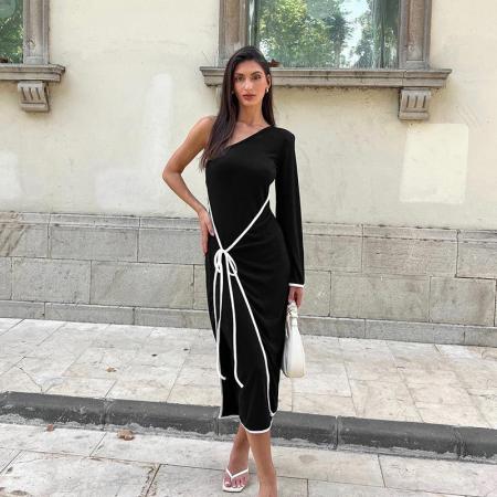 Temperament: One shoulder contrasting color border tied long sleeved dress, women's fashion style, elegant slim fit, hip hugging long skirt
