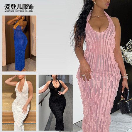 Hanging neck bag buttocks skirt, retro sexy slim fit backless dress, niche design, figure enhancing long skirt