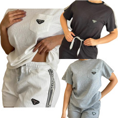 New Commuter Fashion Women's Embossed Short Sleeve Shorts Set with Pocket