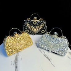 New Cross border Diamond Handbag with a niche design, exuding the elegance of a socialite. High end Banquet Diamond Set Single Shoulder Crossshoulder Banquet Bag