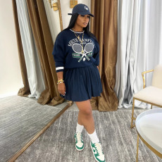 Printed pullover hoodie pleated skirt set