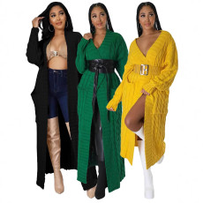 Solid color long sleeved jacket with thickened sweater style