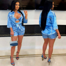 文档 图片 22/1000  实时翻译 Summer New Fashionable Denim Printed Set Women's Short sleeved Top and Shorts Three Piece