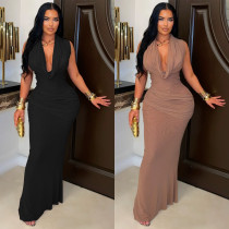 Fashionable women's temperament sleeveless pleated V-neck low cut dress