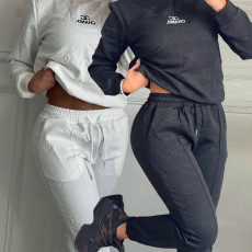 Winter new embossing+pocket embroidery thread two-piece set in stock