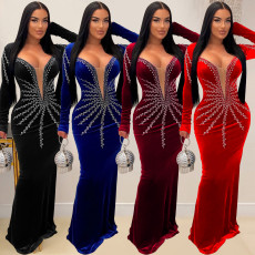Fashionable women's solid color sexy rhinestone long sleeved dress