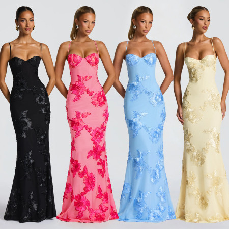 Fashionable Women's Evening Gown with Backless and Strapless Design for Glamorous Parties