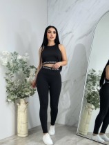Round-neck sleeveless sports vest High-waisted hip-lifting leggings High-elastic breathable workout set