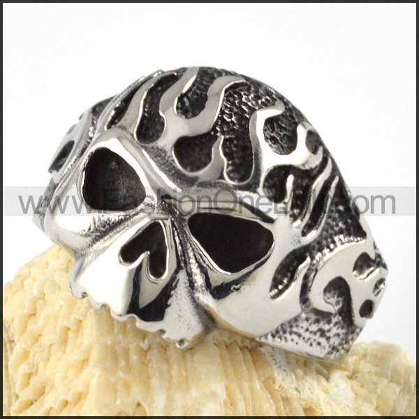 Flame Stainless Steel Skull Ring r000061