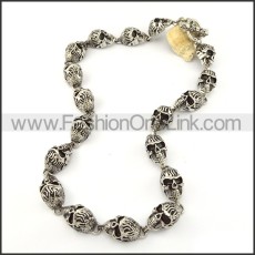 Exquisite Skull Necklace       n000204